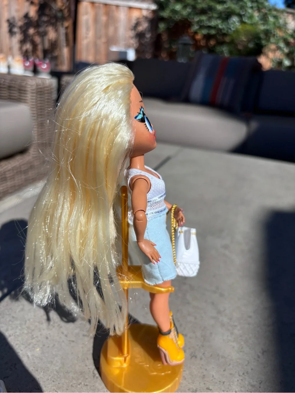 LOL Surprise OMG SWAG Fashion Doll Series 1 Blonde Clothes Accessories Stand Lot